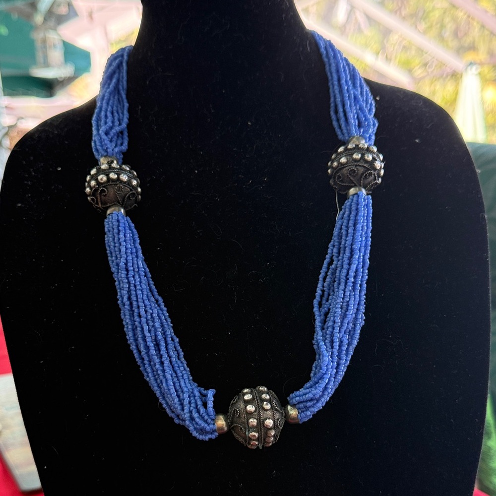 Elegant Blue Beaded Necklace with Silver Accents